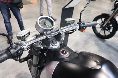 Электромотоцикл SUPER SOCO TC  (CBS brake) 60В/30Ач