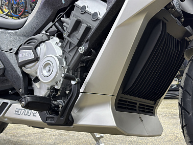 Мотоцикл Benda LFC 700